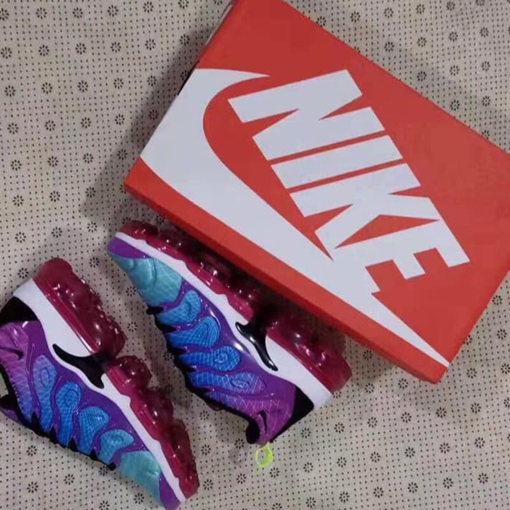 Vapormax Plus TN